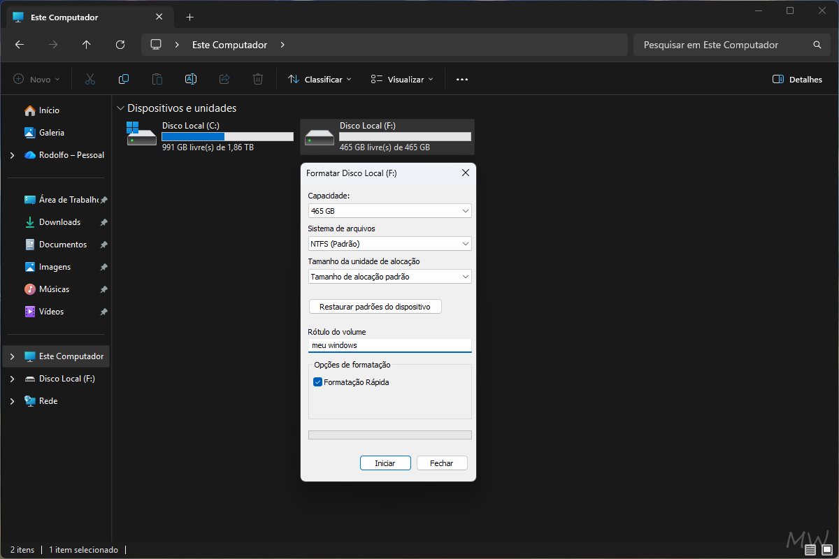 Clique em Iniciar para formatar SSD pelo Explorador de Arquivos.